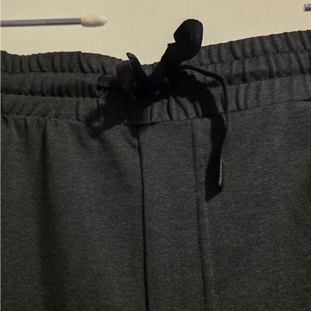 Bass Outdoor Black T-Shirt - Picture 8 of 13